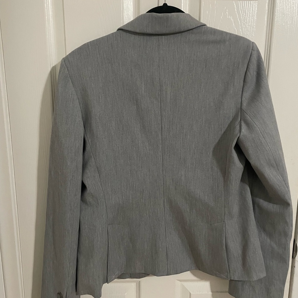 Express Light Gray Single-Button Women's Blazer - Picture 7 of 7